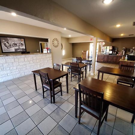 Hotel Super 8 By Wyndham Abilene North Exterior foto